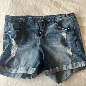 Refuge jean shorts